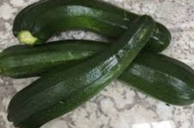 Gâteau au chocolat à la courgette {sans beurre}